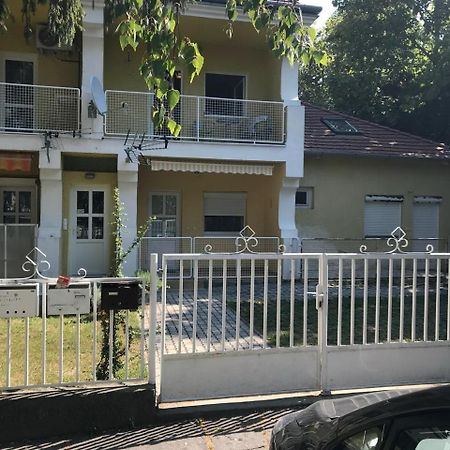 Sofia Apartment เฮวิซ ภายนอก รูปภาพ