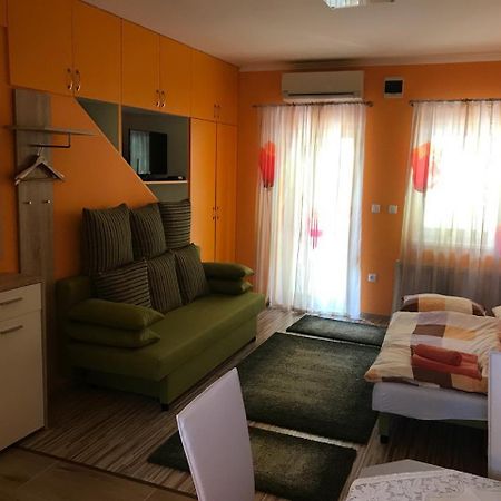 Sofia Apartment เฮวิซ ภายนอก รูปภาพ