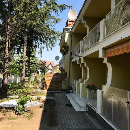Sofia Apartment เฮวิซ ภายนอก รูปภาพ